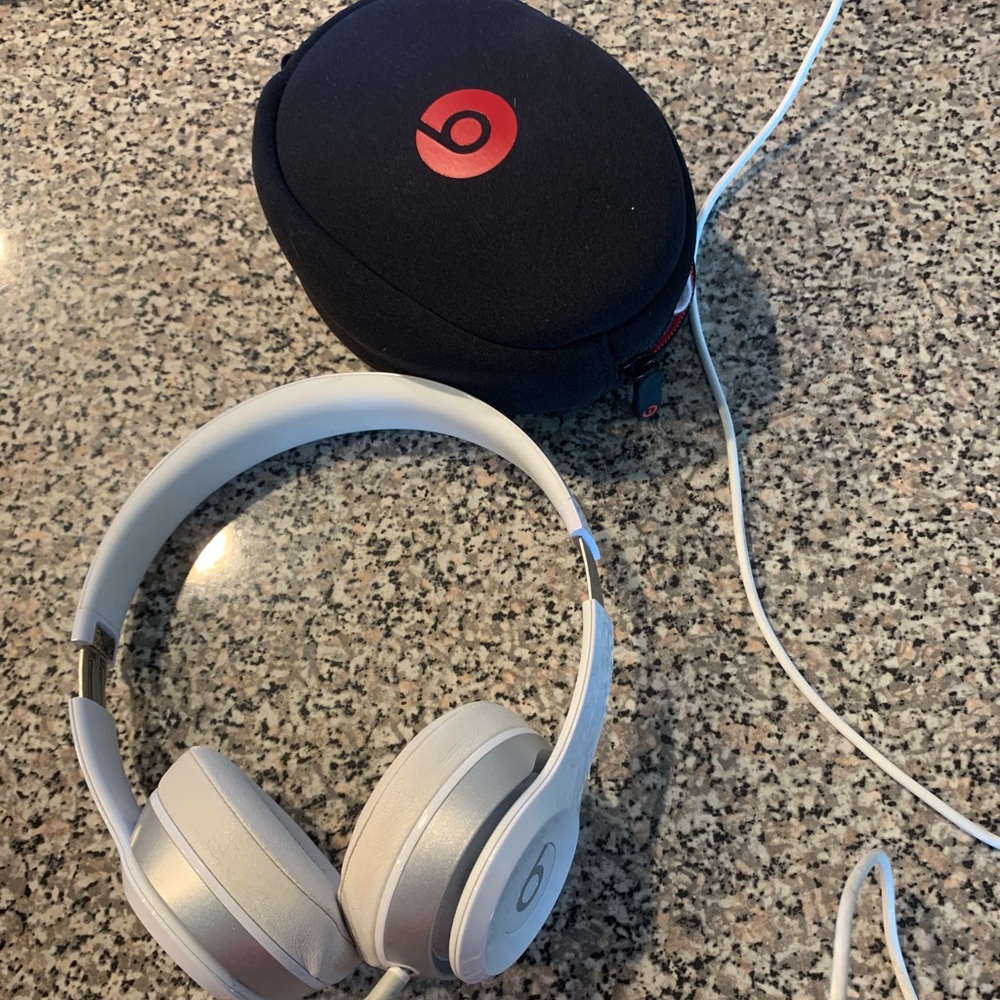 Beats Solo 2